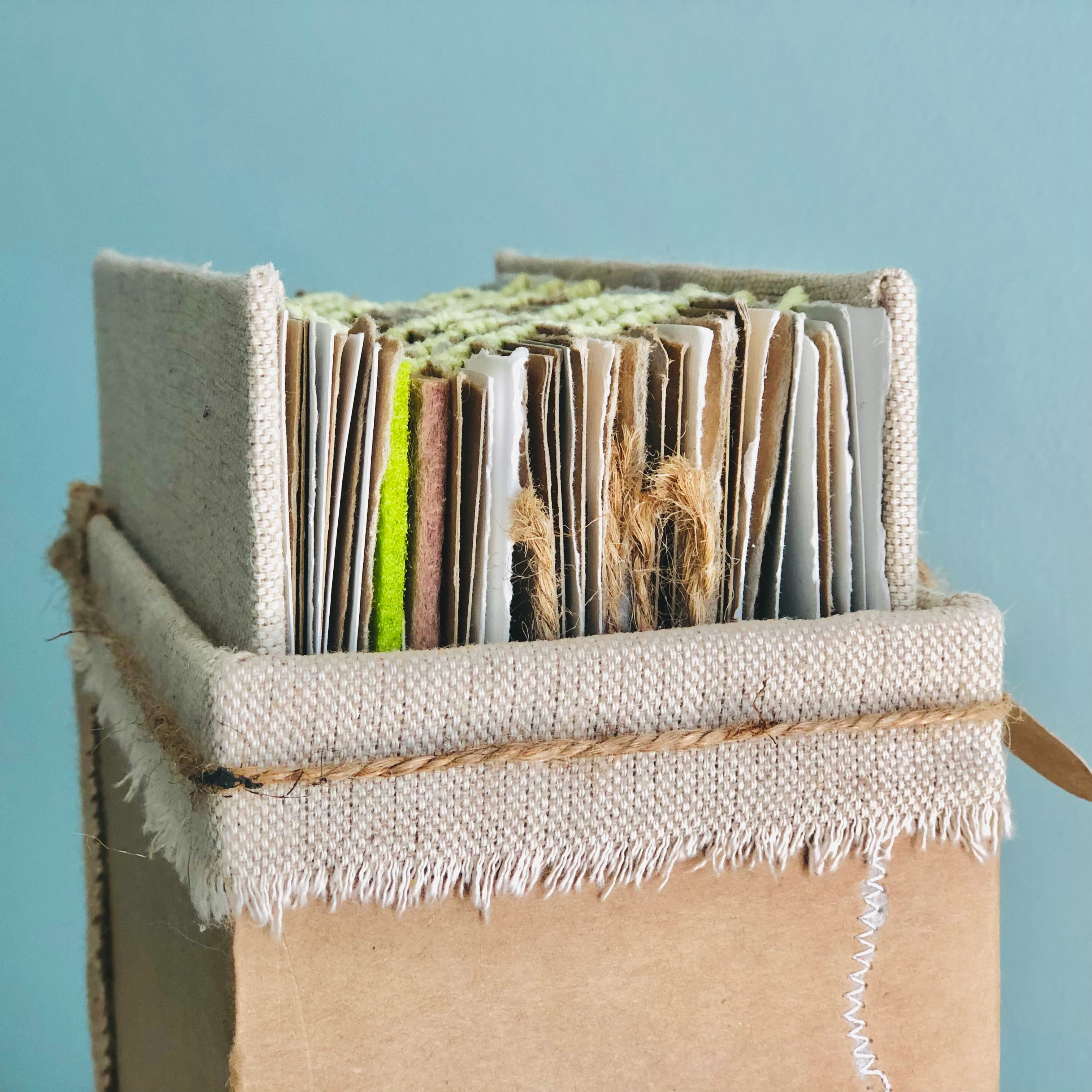 "Семейни истории"